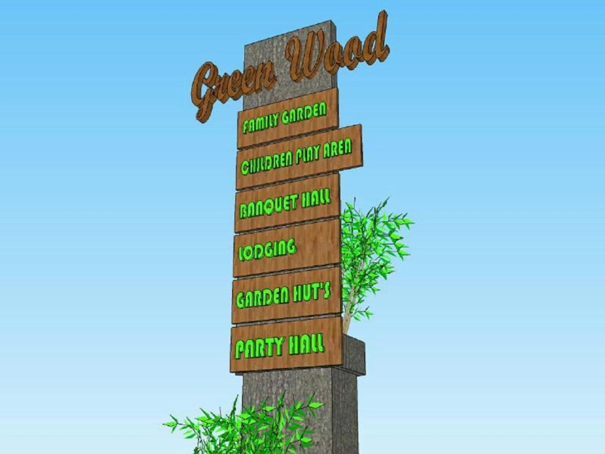 Resort Wood *